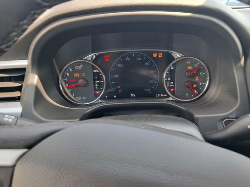 Used 2023 GMC Acadia SLT w/ Elevation Edition AWD/4WD image 10