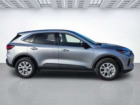 Used 2024 Ford Escape Active image 4