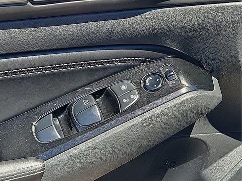 Used 2021 Nissan Altima 2.5 SV FWD image 12
