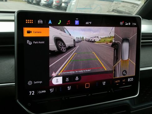 New 2025 Volkswagen ID. Buzz Pro S Plus image 9