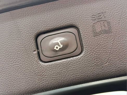 Used 2024 Ford Edge SEL w/ Convenience Package AWD/4WD image 45