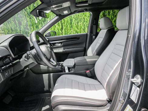 Used 2026 Honda CR-V Sport Touring image 16