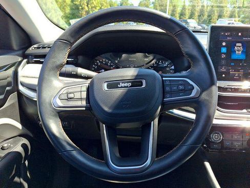 Certified 2022 Jeep Compass Limited AWD/4WD image 18