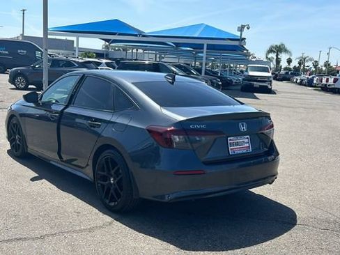 Used 2025 Honda Civic Sport image 5