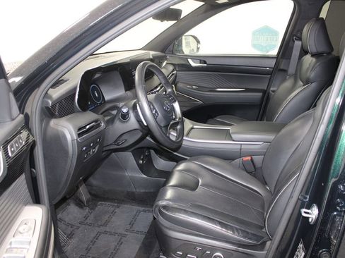 Used 2024 Hyundai Palisade Calligraphy image 21