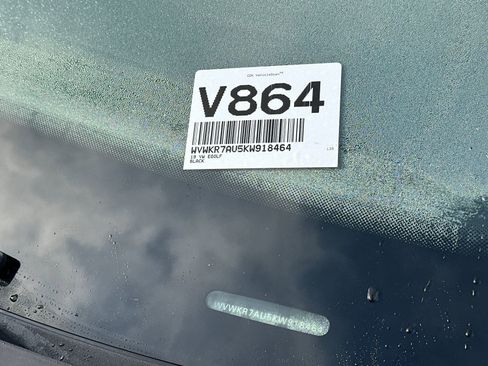 Used 2019 Volkswagen e-Golf SE w/ Driver Assistance Package image 29