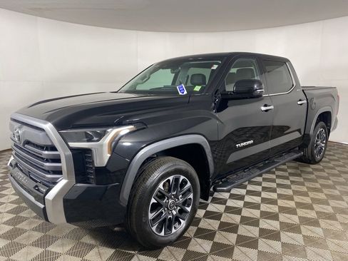 Used 2023 Toyota Tundra Limited w/ Power Package AWD/4WD image 4