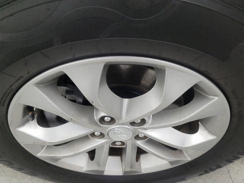 Used 2020 Hyundai Santa Fe SEL image 31