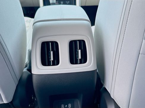 New 2026 Hyundai Tucson SEL FWD image 17