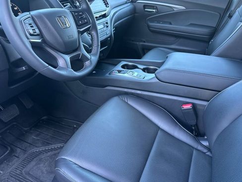 Certified 2025 Honda Ridgeline RTL+ image 12