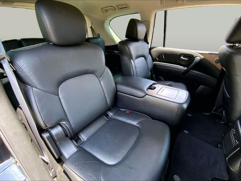 Used 2023 Nissan Armada SL w/ Captain's Chairs Package RWD image 39