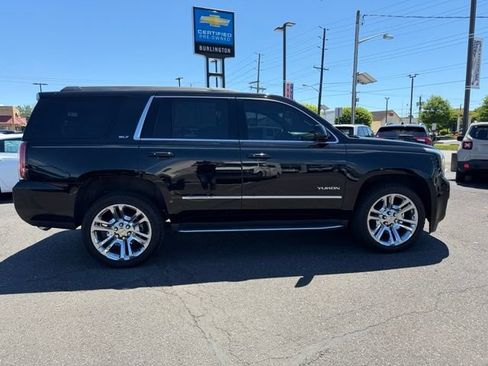Certified 2018 GMC Yukon SLT w/ Premium Edition AWD/4WD image 10
