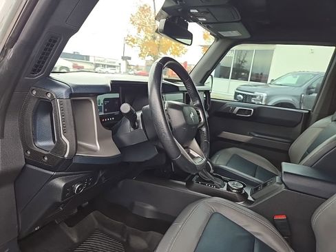 Used 2021 Ford Bronco Outer Banks image 10