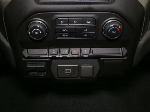 Used 2019 Chevrolet Silverado 1500 Custom Trail Boss w/ Custom Convenience Package image 26