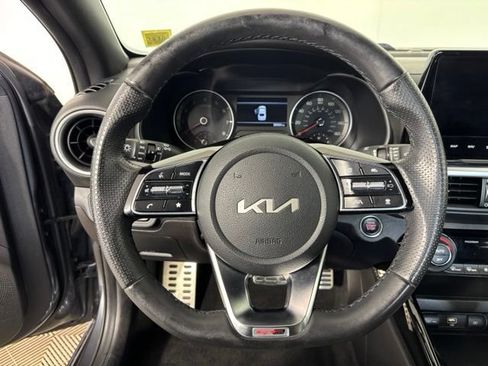 Used 2022 Kia Forte GT-Line w/ GT-Line Technology Package FWD image 12