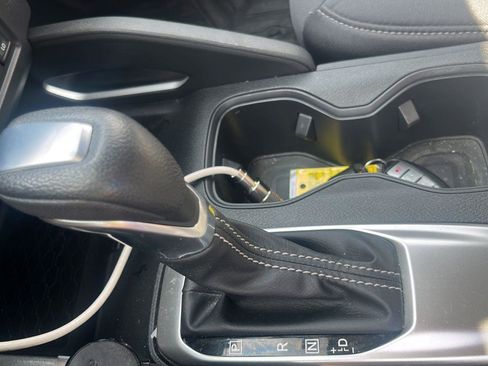 Used 2023 Nissan Frontier SV w/ SV Convenience Package image 16