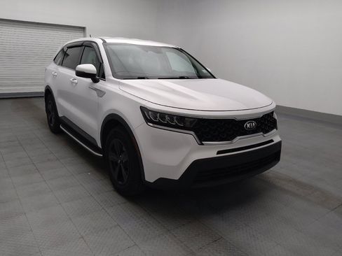 Used 2021 Kia Sorento LX FWD image 13
