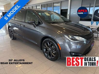 Used 2019 Chrysler Pacifica Touring Plus w/ S Appearance Package