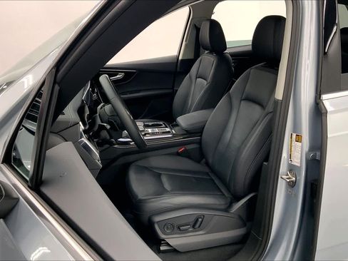 Used 2023 Audi Q7 2.0T Premium Plus w/ Premium Plus Package AWD/4WD image 21