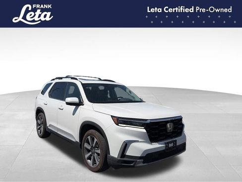 Used 2025 Honda Pilot Elite image 7