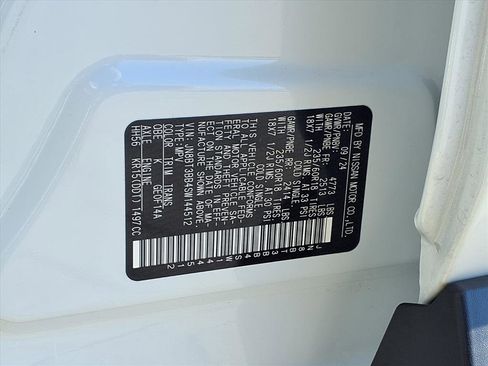 Certified 2025 Nissan Rogue SV image 26