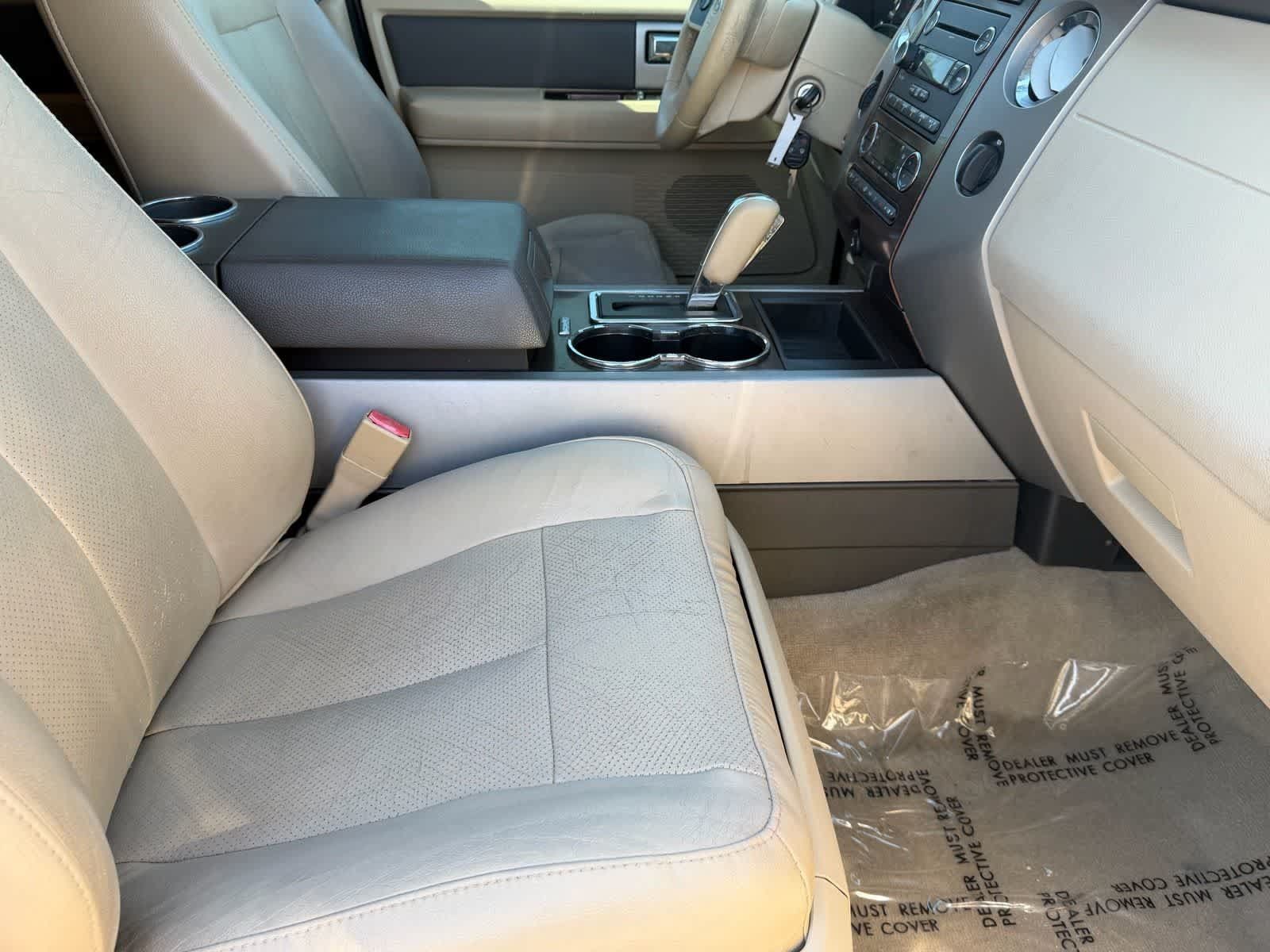 Used 2012 Ford Expedition XLT AWD/4WD image 12