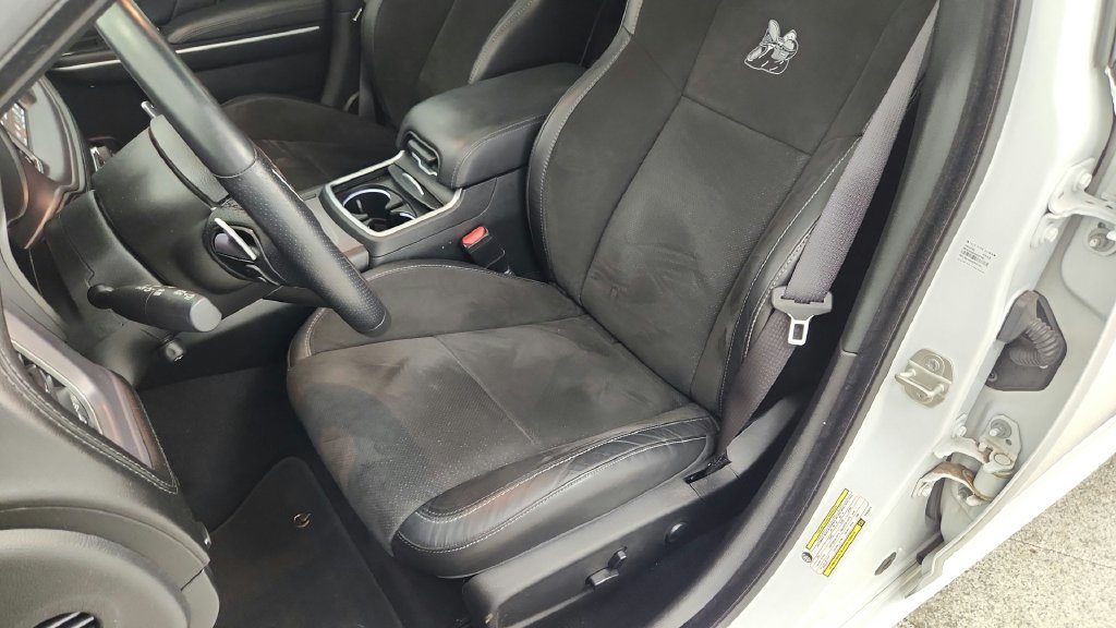 Used 2023 Dodge Charger Scat Pack RWD image 31