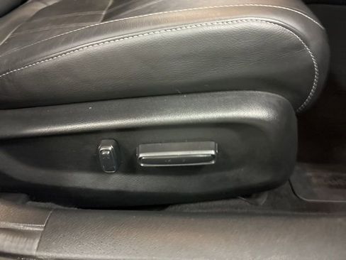 Used 2022 Honda Insight Touring image 10