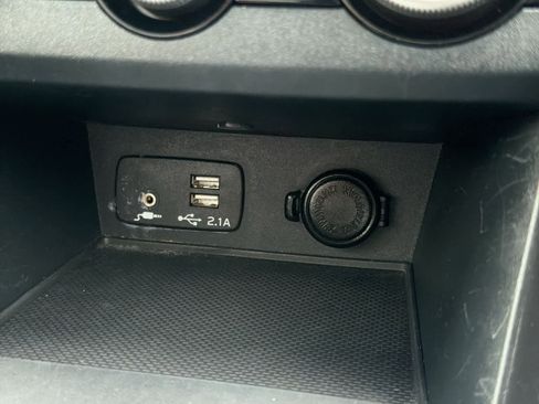 Certified 2022 Subaru Crosstrek 2.0i Premium w/ Moonroof Package image 33