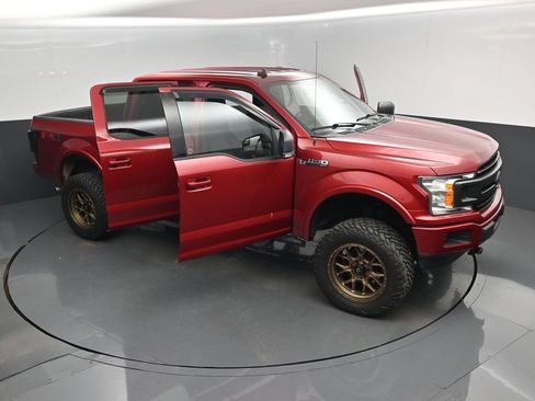 Used 2019 Ford F150 XLT w/ Equipment Group 302A Luxury AWD/4WD image 19