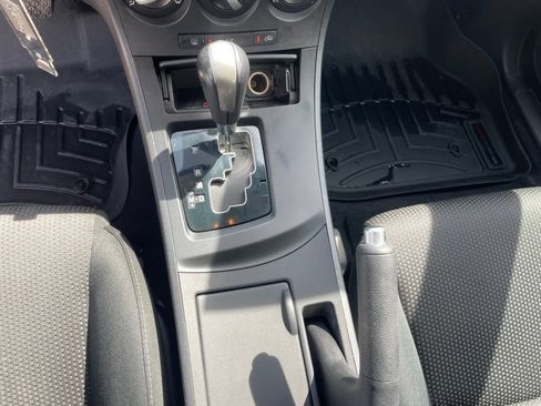 Used 2012 MAZDA MAZDA3 s Touring FWD image 9