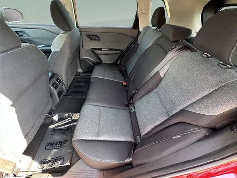 Certified 2021 Nissan Rogue S FWD image 18