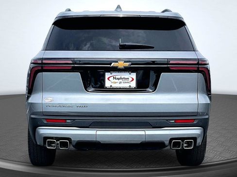 Used 2026 Chevrolet Traverse LT AWD/4WD image 4