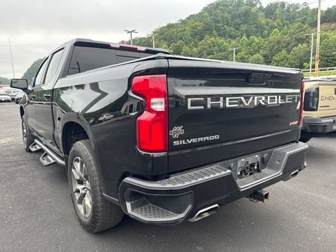 Used 2021 Chevrolet Silverado 1500 RST w/ Convenience Package II AWD/4WD image 5