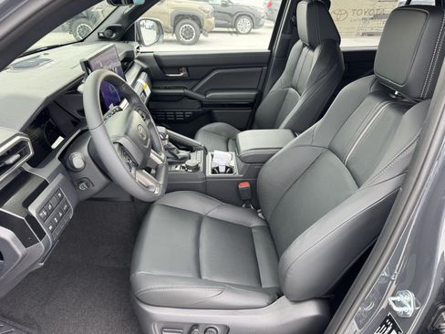 New 2026 Toyota 4Runner Limited AWD/4WD image 2