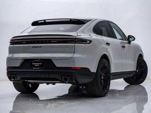 New 2026 Porsche Cayenne Coupe image 11