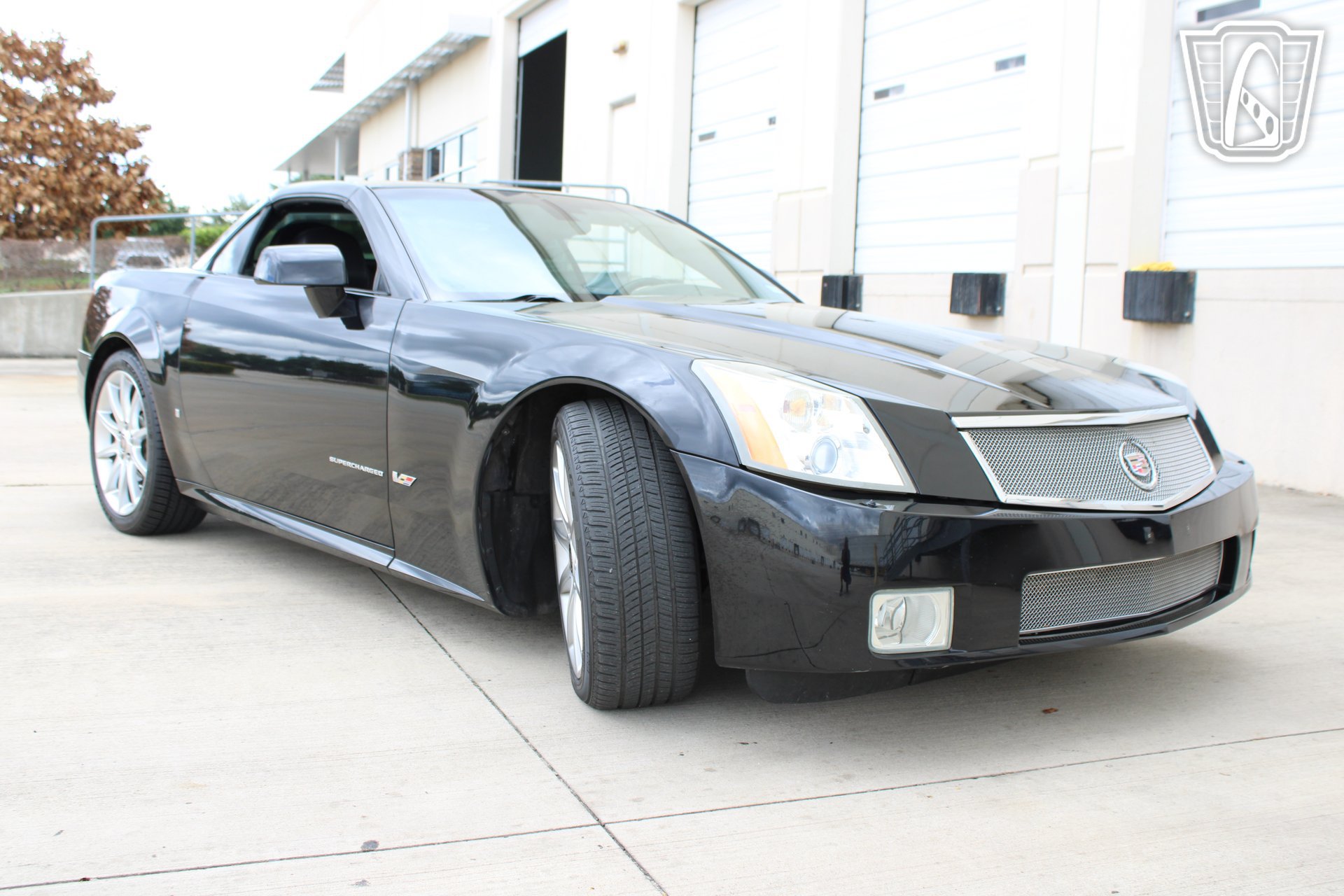 Used 2006 Cadillac XLR V RWD image 14