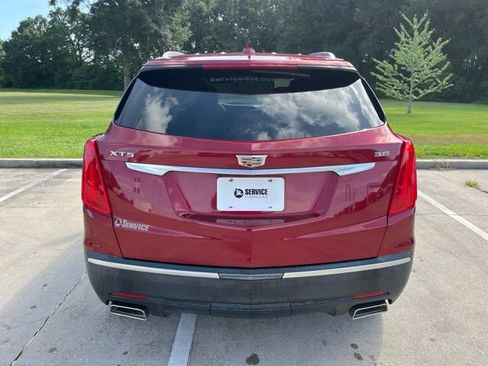 Used 2019 Cadillac XT5 FWD image 4