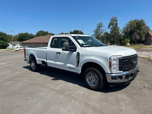Used 2025 Ford F350 XL w/ XL Chrome Package RWD image 14
