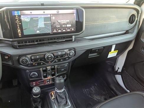 New 2025 Jeep Wrangler Unlimited Rubicon 392 image 19