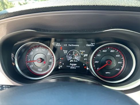 Used 2023 Dodge Charger SXT image 15