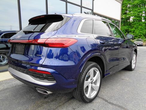 Used 2025 Audi Q5 Premium Plus AWD/4WD image 5
