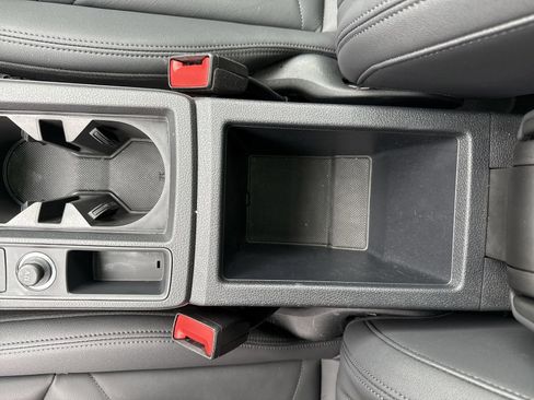 Used 2025 Audi Q3 2.0T Premium image 21