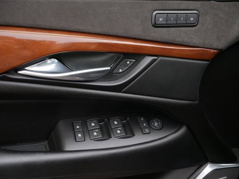 Used 2019 Cadillac Escalade ESV Premium Luxury image 19