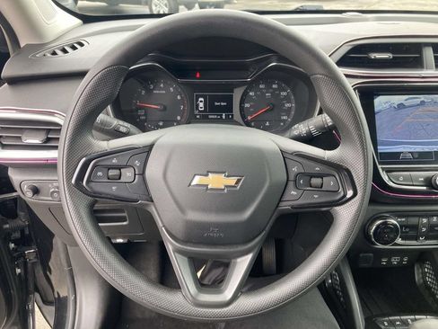 Used 2023 Chevrolet TrailBlazer LT w/ Convenience Package FWD image 31