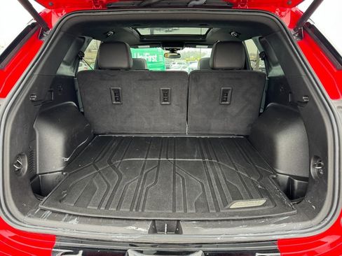 Used 2023 Chevrolet Blazer RS w/ Enhanced Convenience Package image 6