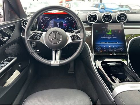 Used 2022 Mercedes-Benz C 300 Sedan image 8