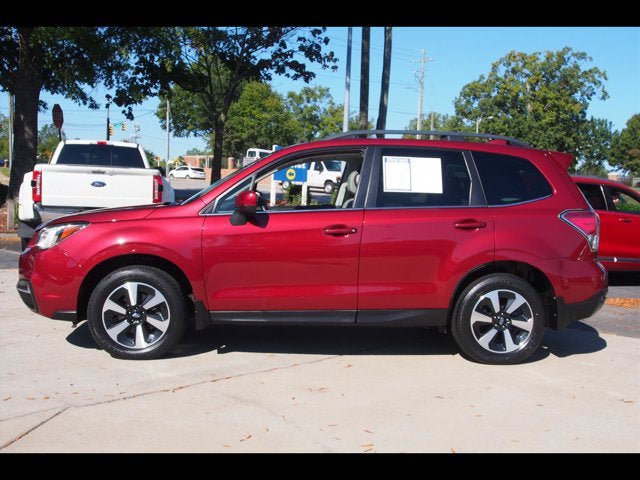 Used 2017 Subaru Forester 2.5i Limited AWD/4WD image 2
