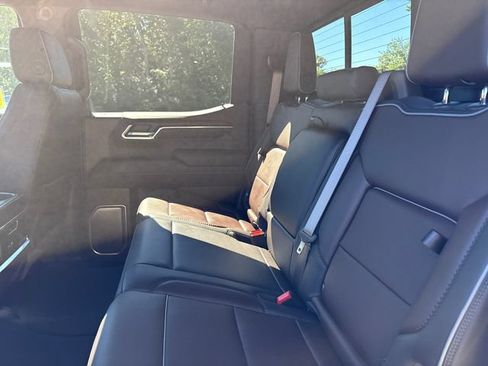 Used 2026 GMC Sierra 1500 Denali w/ Denali Reserve Package AWD/4WD image 19