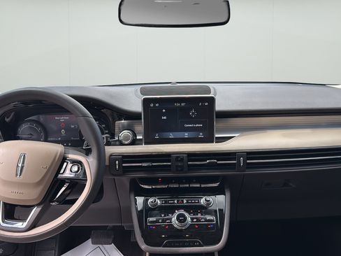 Used 2022 Lincoln Corsair FWD image 23